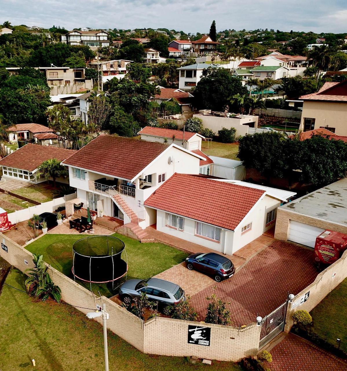 Chopper Corner Bed & Breakfast La Lucia Bagian luar foto